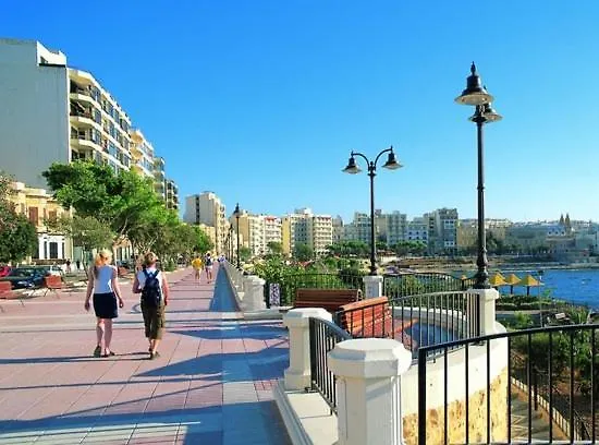 Traditional Maltese Townhouse, Roof Terrace And Views Senglea