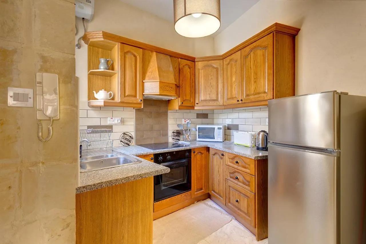 Apartment Traditional Maltese Townhouse, Roof Terrace And Views Senglea